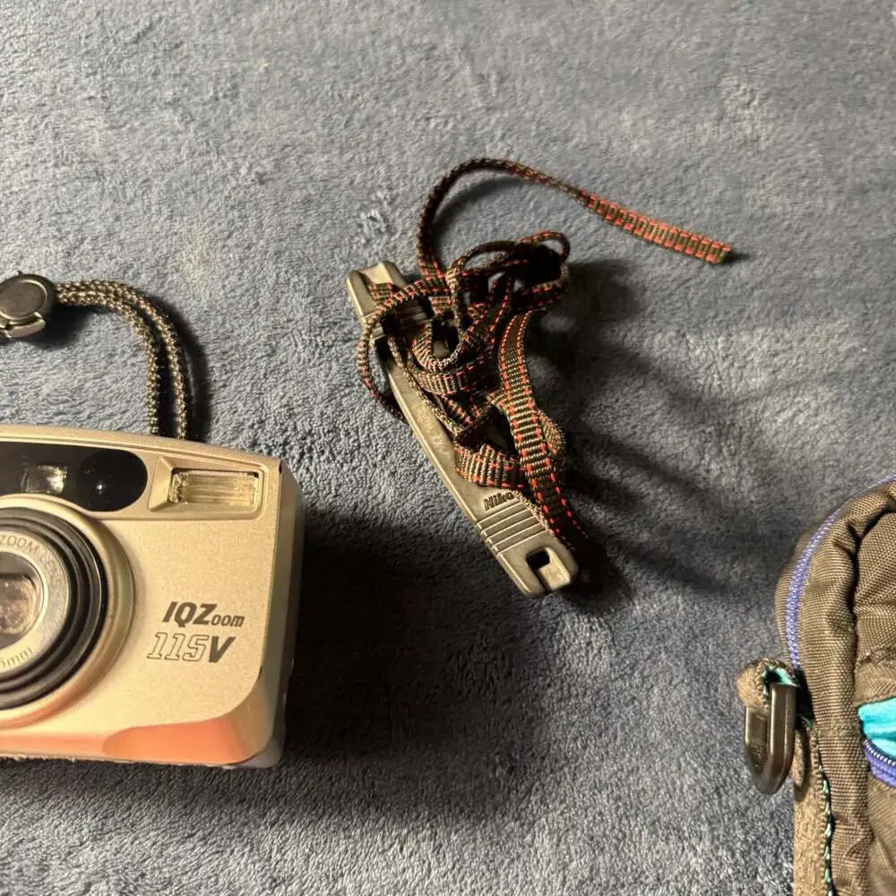 Pentax IQZoom 115V 35mm Point and Shoot Film Camera and accessories